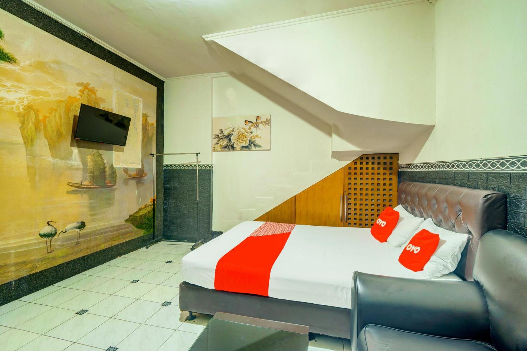 Oyo 93132 Modom Homestay Near Rs Islam Jakarta Pondok Kopi Eksteriør bilde